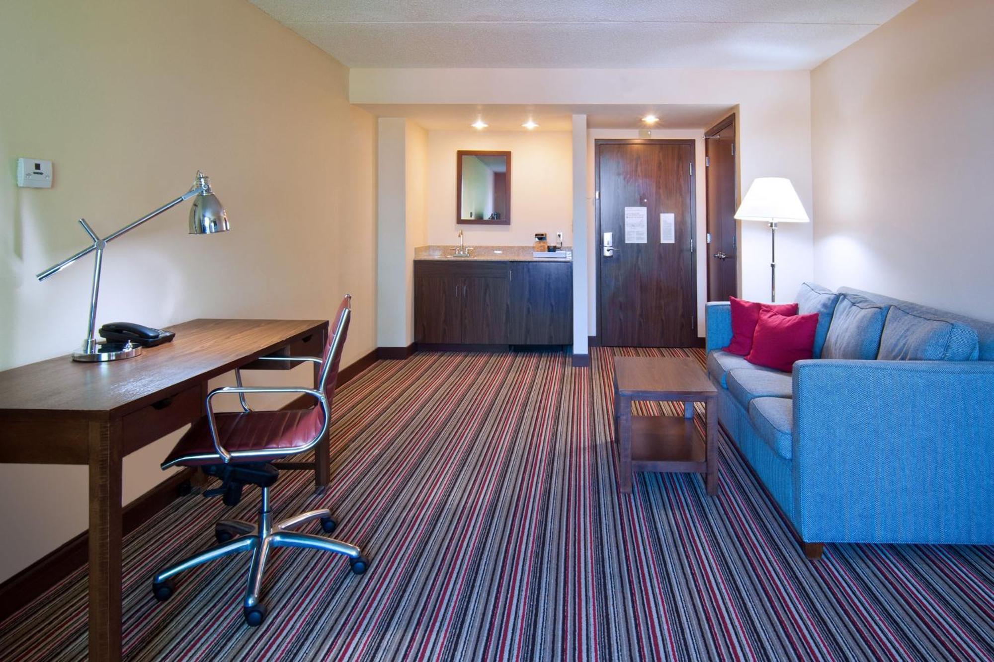 Four Points By Sheraton Nashville Airport Exterior photo